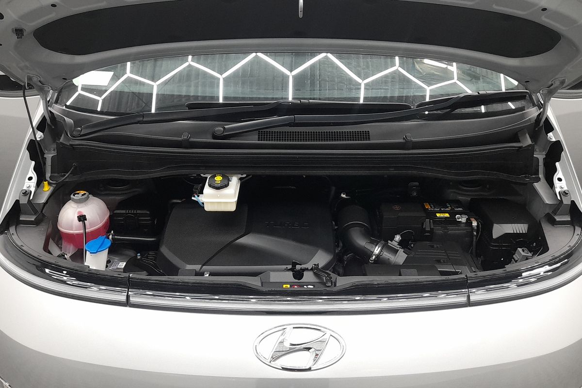 2022 Hyundai STARIA Highlander US4.V1