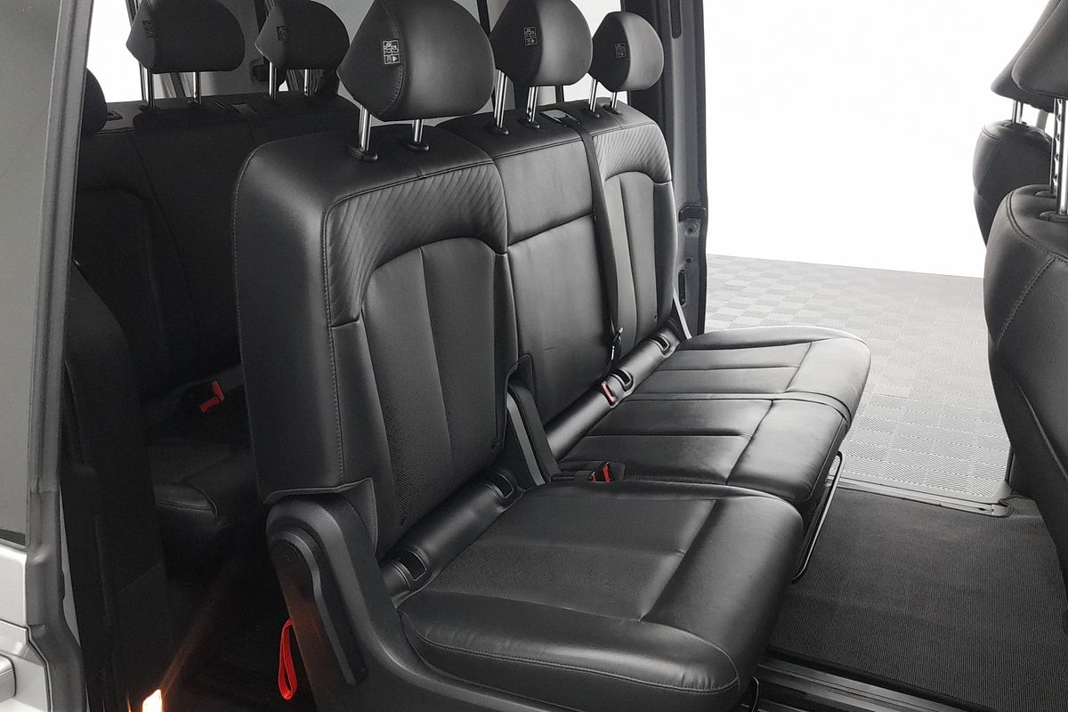 2022 Hyundai STARIA Highlander US4.V1