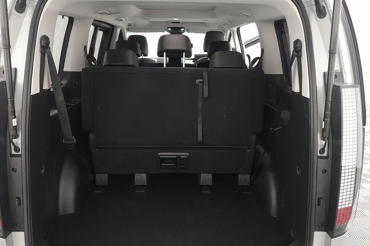 2022 Hyundai STARIA Highlander US4.V1