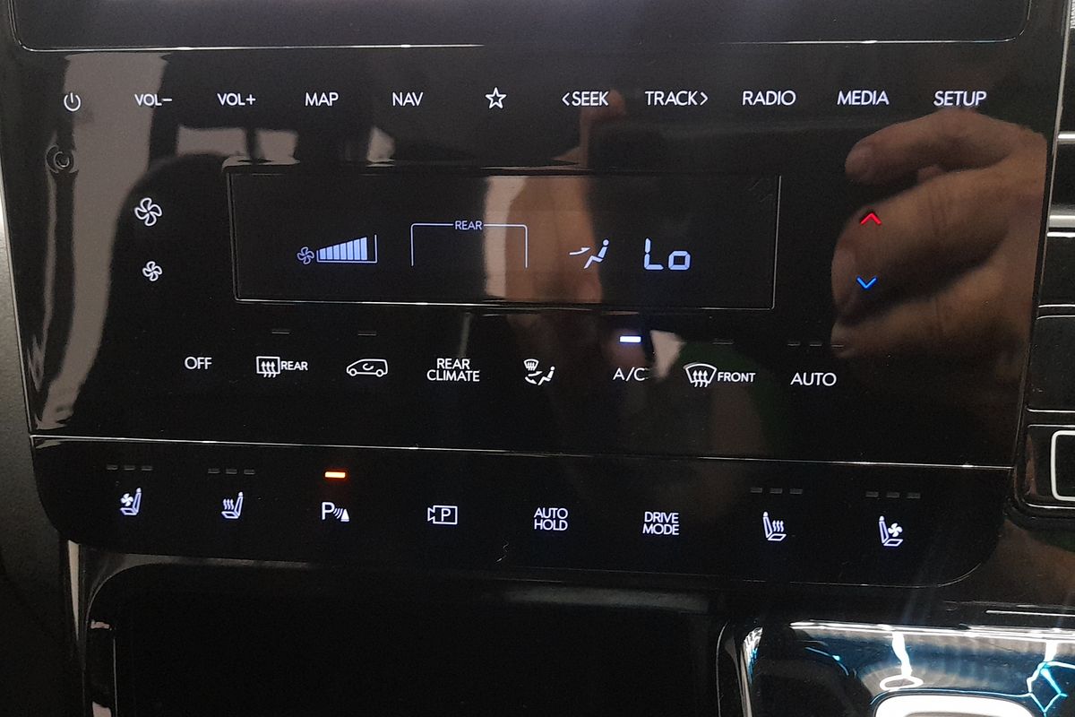 2022 Hyundai STARIA Highlander US4.V1