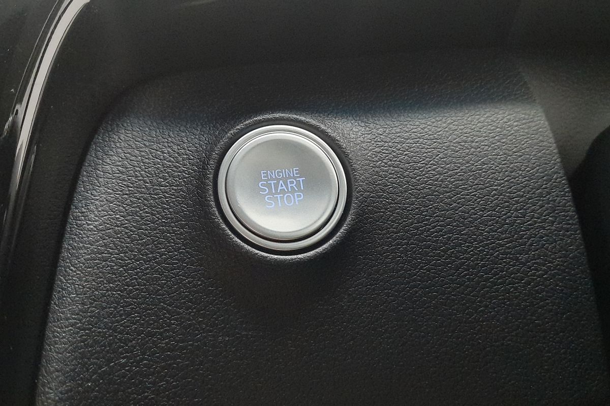 2022 Hyundai STARIA Highlander US4.V1