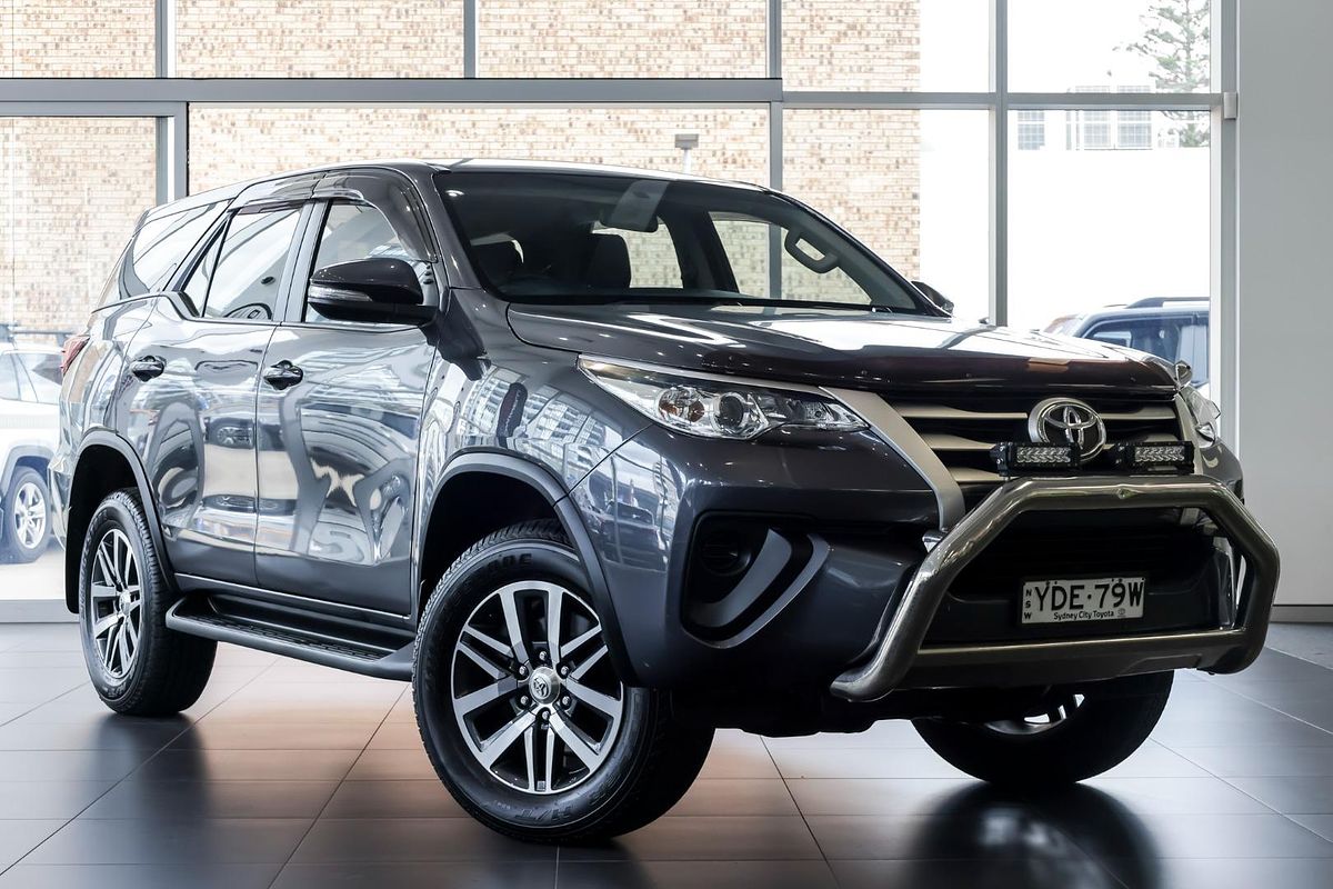 2015 Toyota Fortuner GX GUN156R