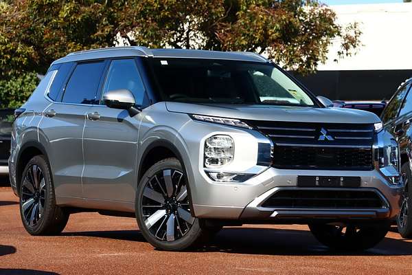 2025 Mitsubishi Outlander Exceed ZM