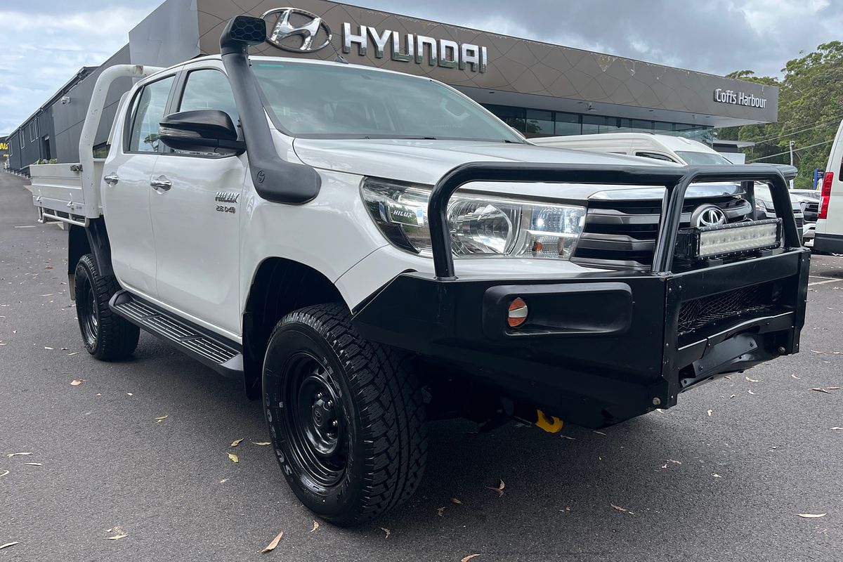 2017 Toyota Hilux SR (4x4) GUN126R 4X4