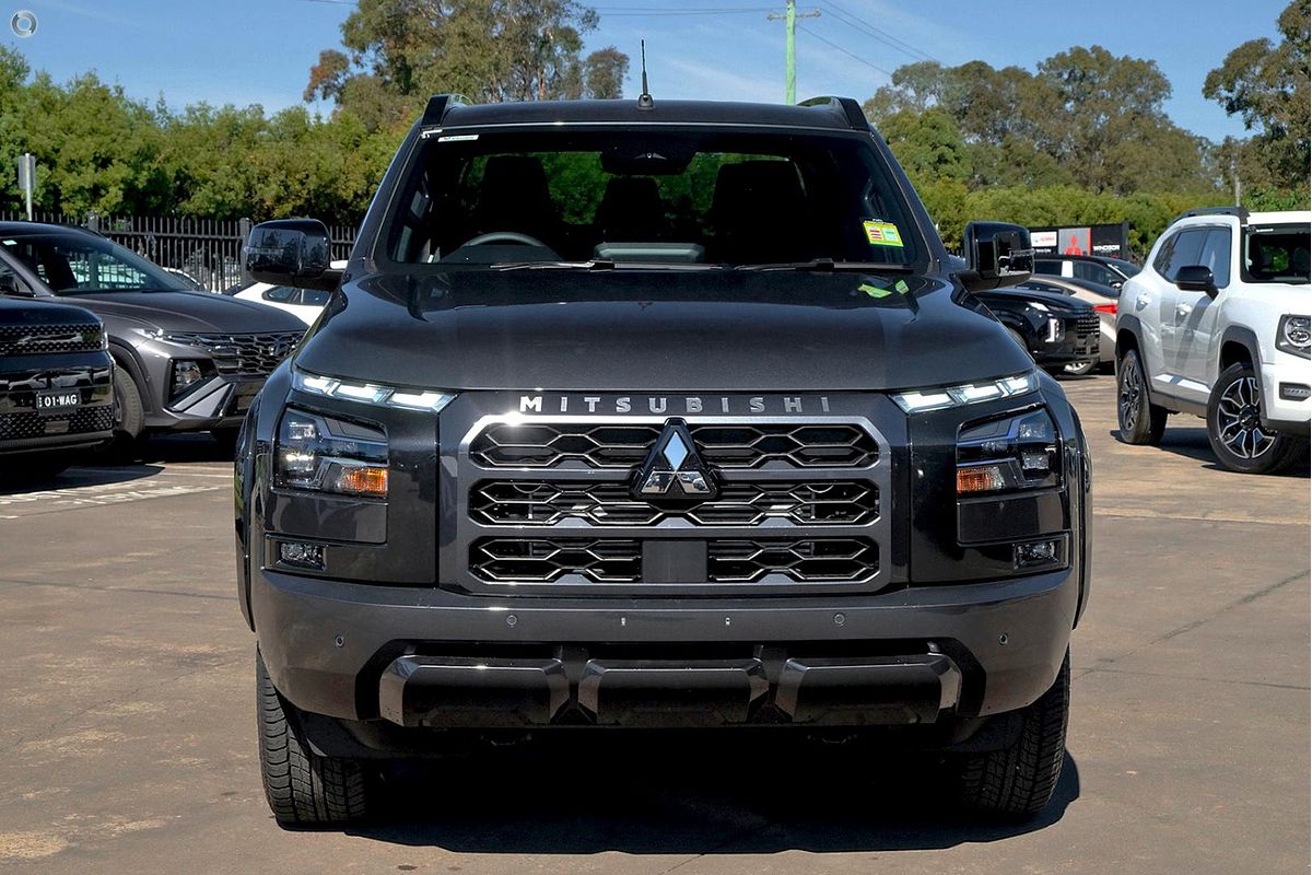 2025 Mitsubishi Triton GSR MV