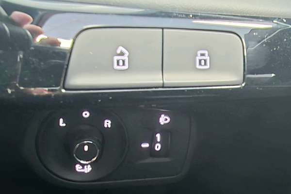 2025 MG MG3 Excite thumb-18