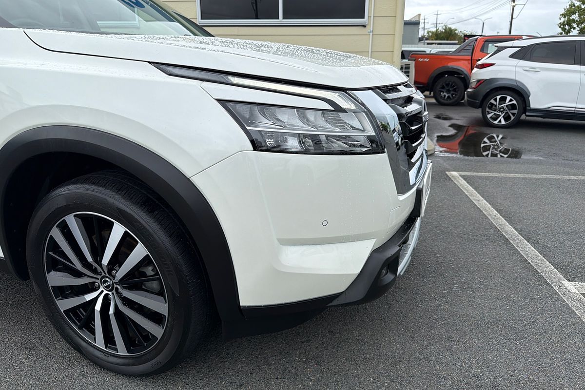 2023 Nissan Pathfinder Ti-L R53