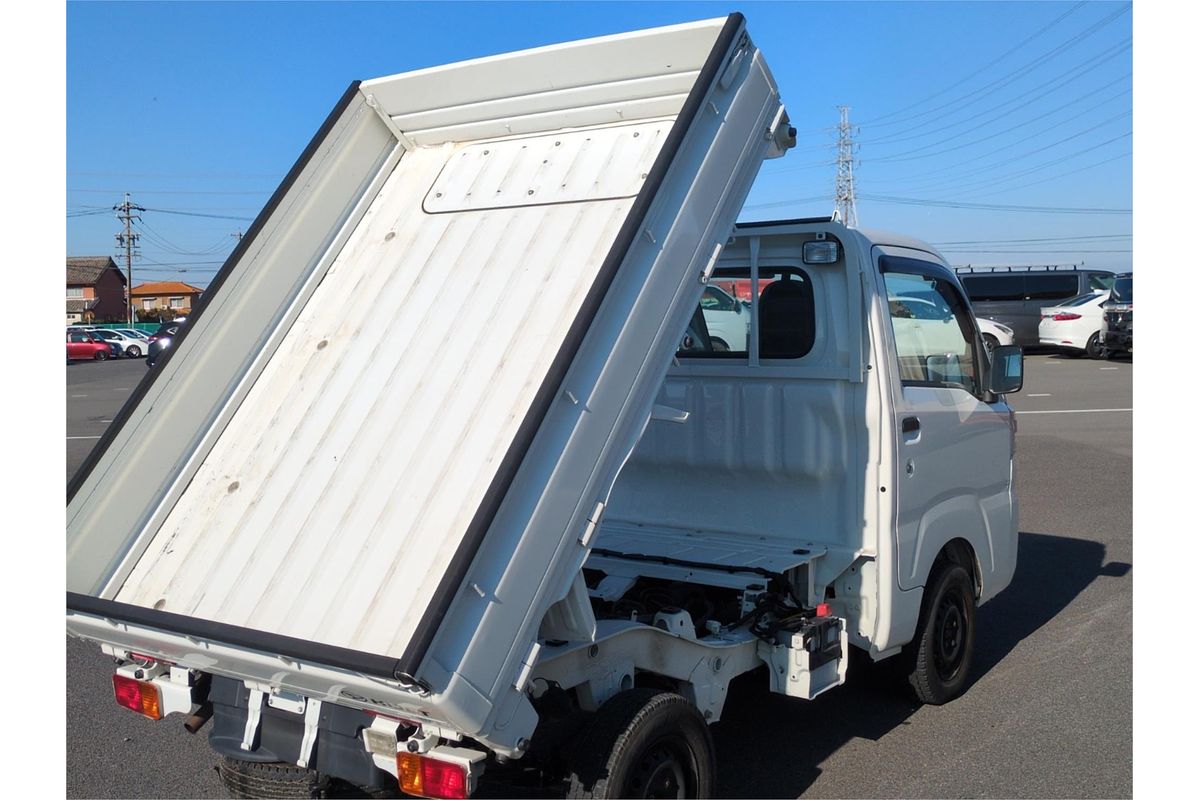 2015 Daihatsu Hijet Low Dump 4WD