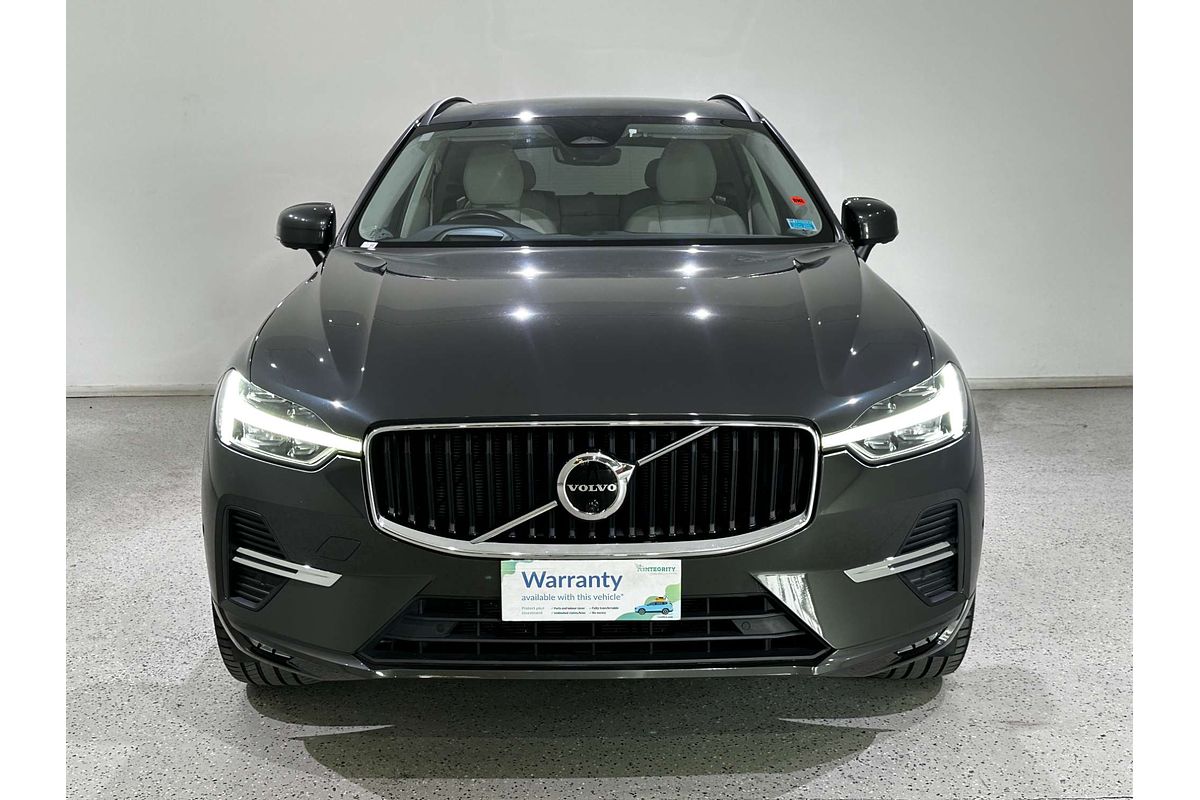 2021 Volvo XC60 B5 Momentum