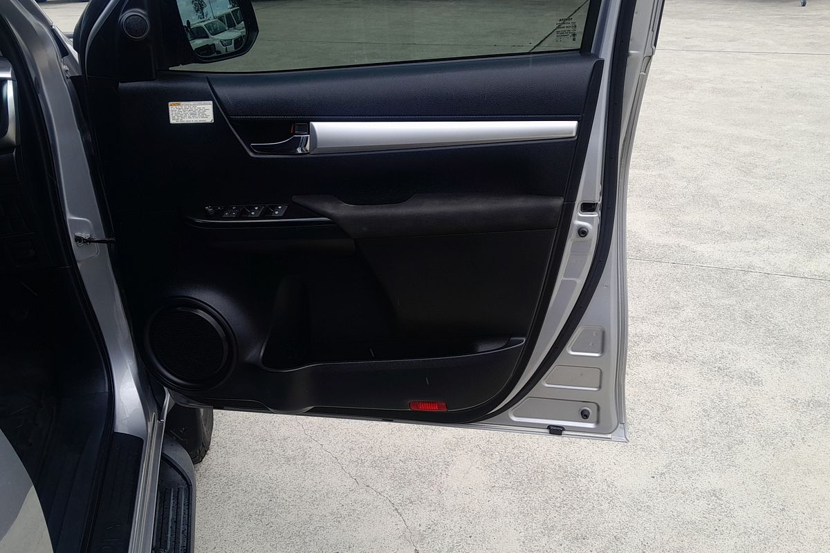 2016 Toyota Hilux SR5 GUN126R 4X4