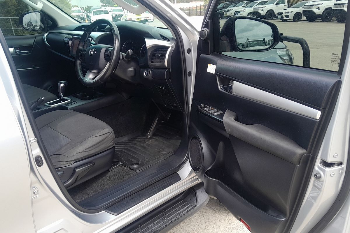2016 Toyota Hilux SR5 GUN126R 4X4