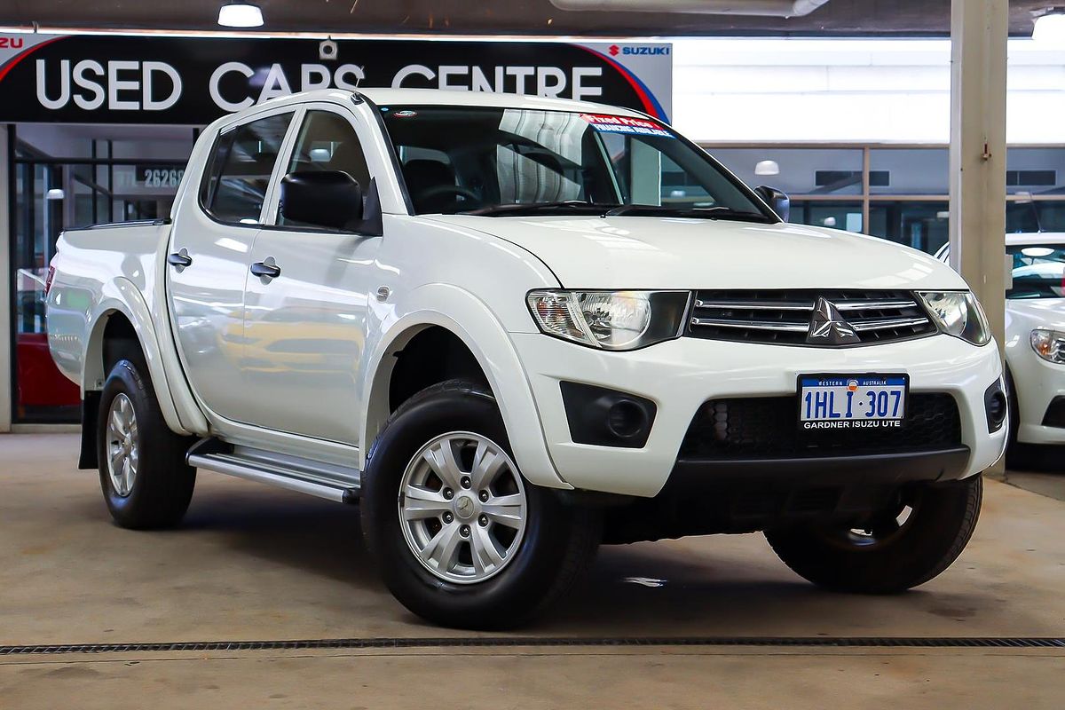 2015 Mitsubishi Triton GLX MN 4X4