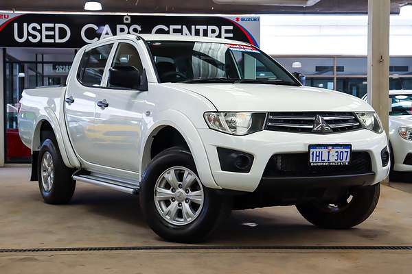 2015 Mitsubishi Triton GLX MN 4X4