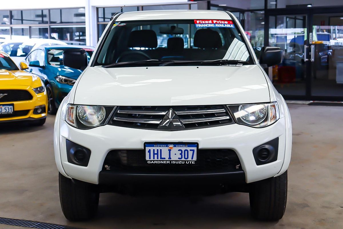 2015 Mitsubishi Triton GLX MN 4X4