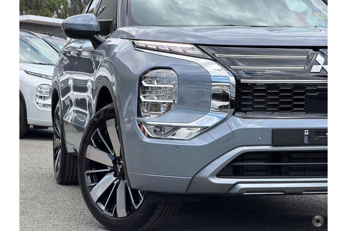 2025 Mitsubishi Outlander Exceed Tourer ZM