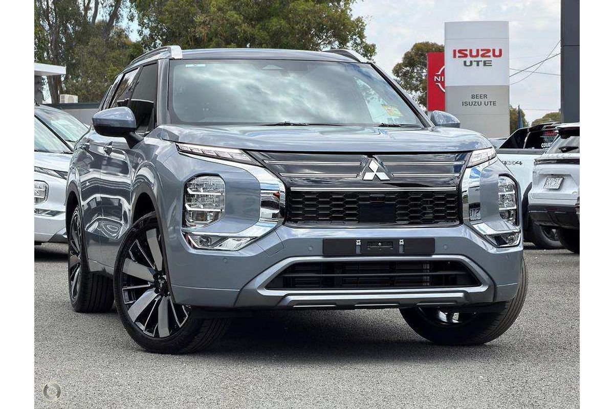 2025 Mitsubishi Outlander Exceed Tourer ZM
