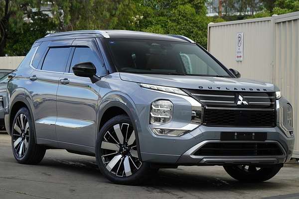 2025 Mitsubishi Outlander Exceed Tourer ZM