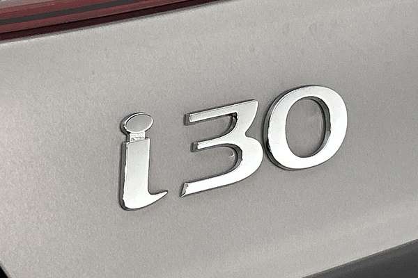 2021 Hyundai i30 Elite PD.V4 thumb-21