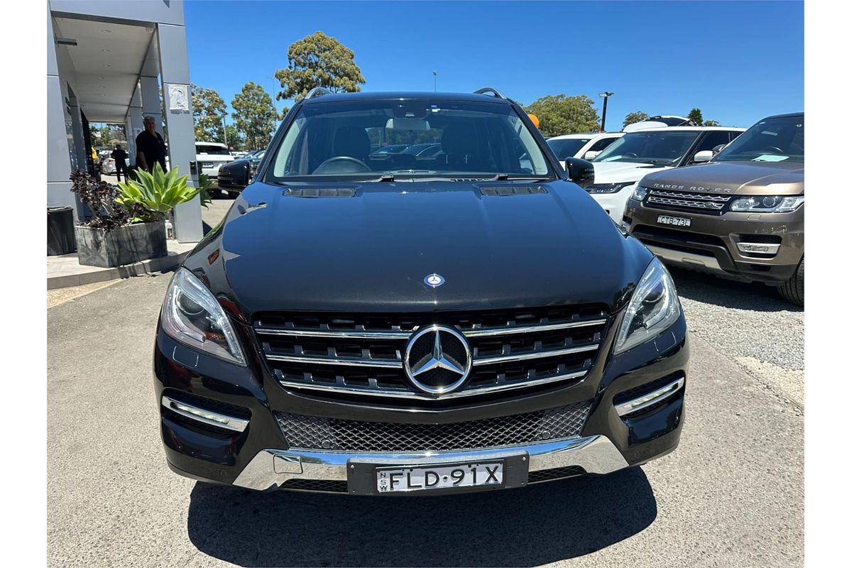 2013 Mercedes-Benz M-Class ML250 BlueTEC W166