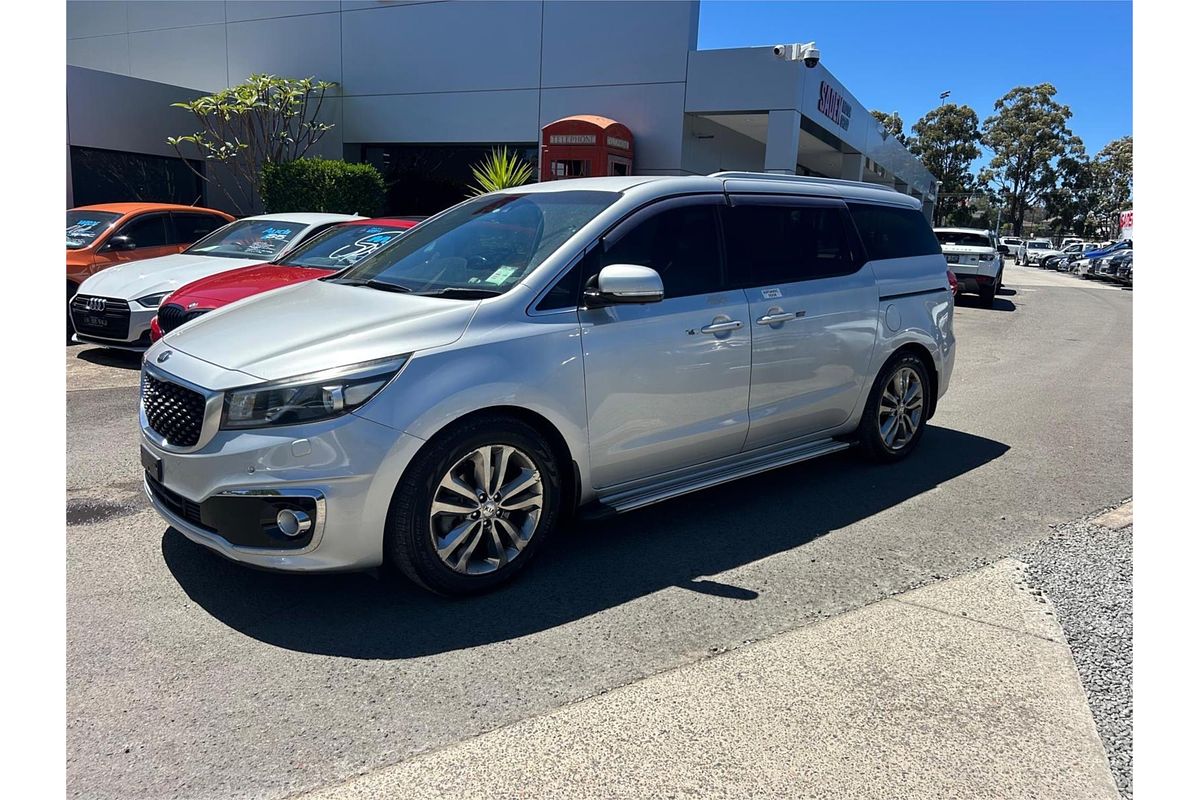 2017 Kia Carnival Platinum YP