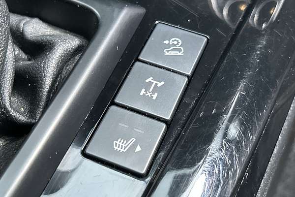 2023 Isuzu D-MAX X-TERRAIN 4X4 thumb-14