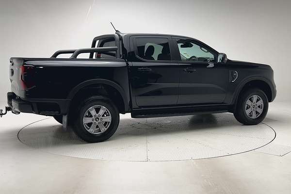 2025 Ford Ranger XLT 4X4 3.0L thumb-2