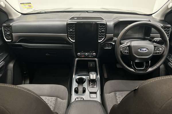 2025 Ford Ranger XLT 4X4 3.0L thumb-19