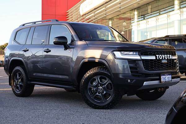 2022 Toyota Landcruiser GR Sport FJA300R