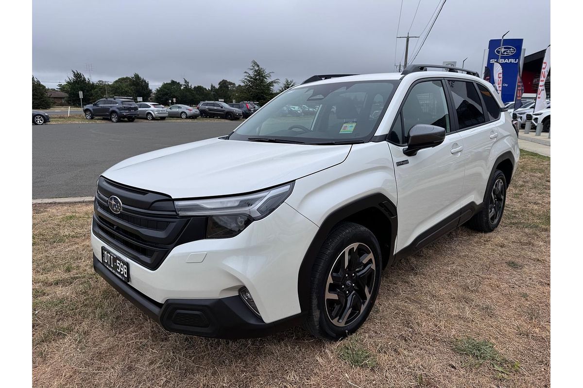 2025 Subaru Forester Hybrid S6