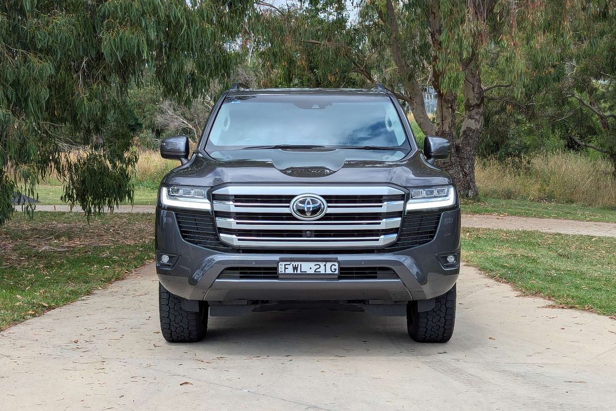 2022 Toyota Landcruiser VX FJA300R