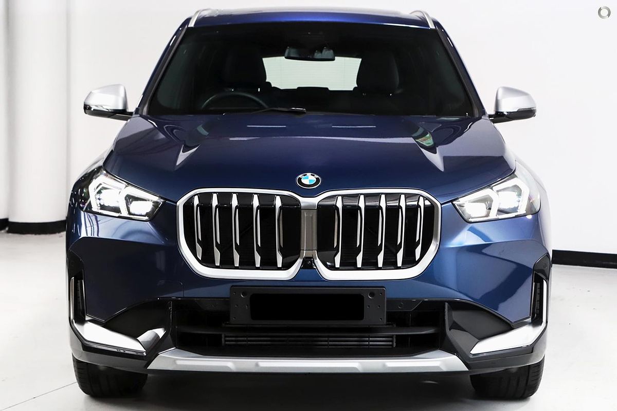 2022 BMW X1 sDrive18i U11