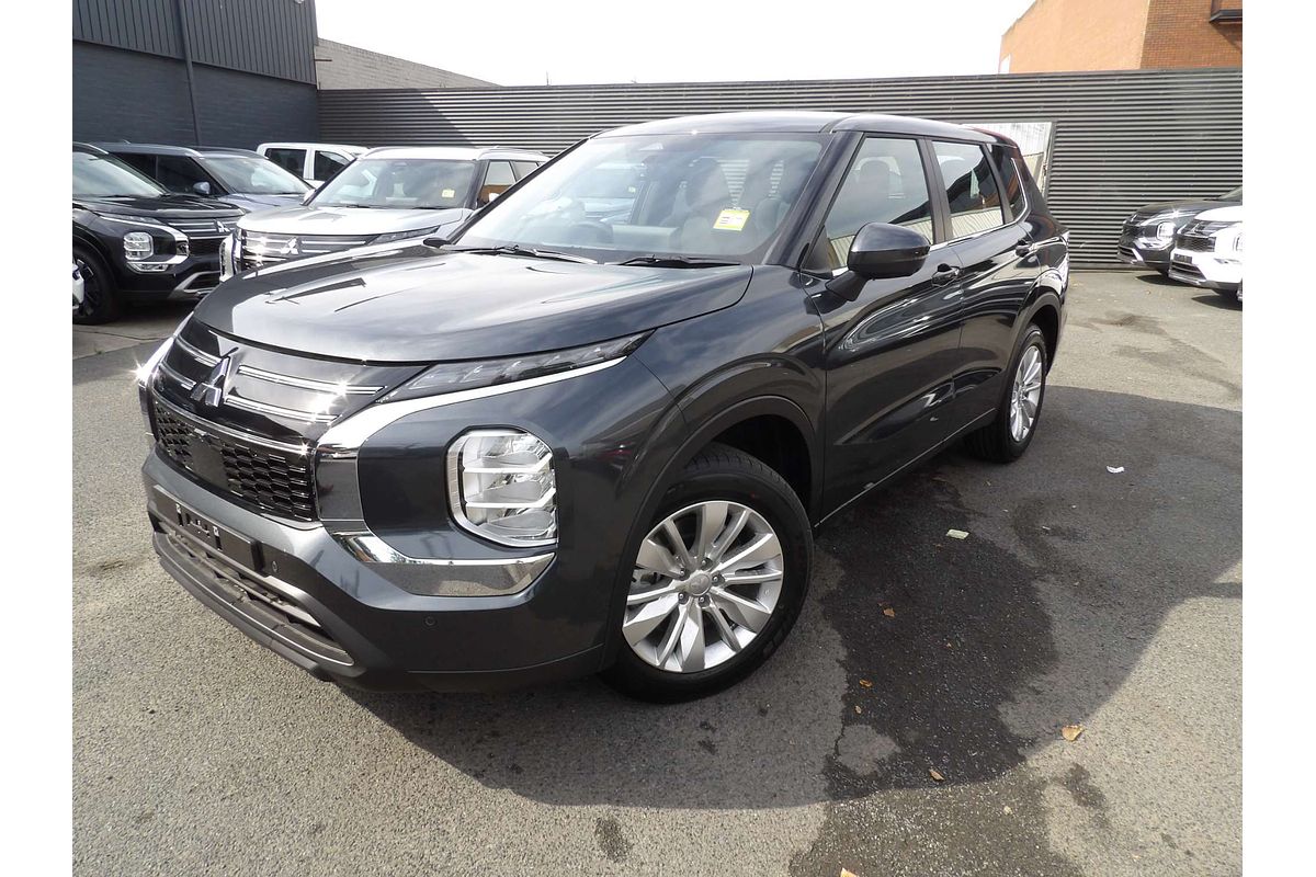 2025 Mitsubishi Outlander ES ZM