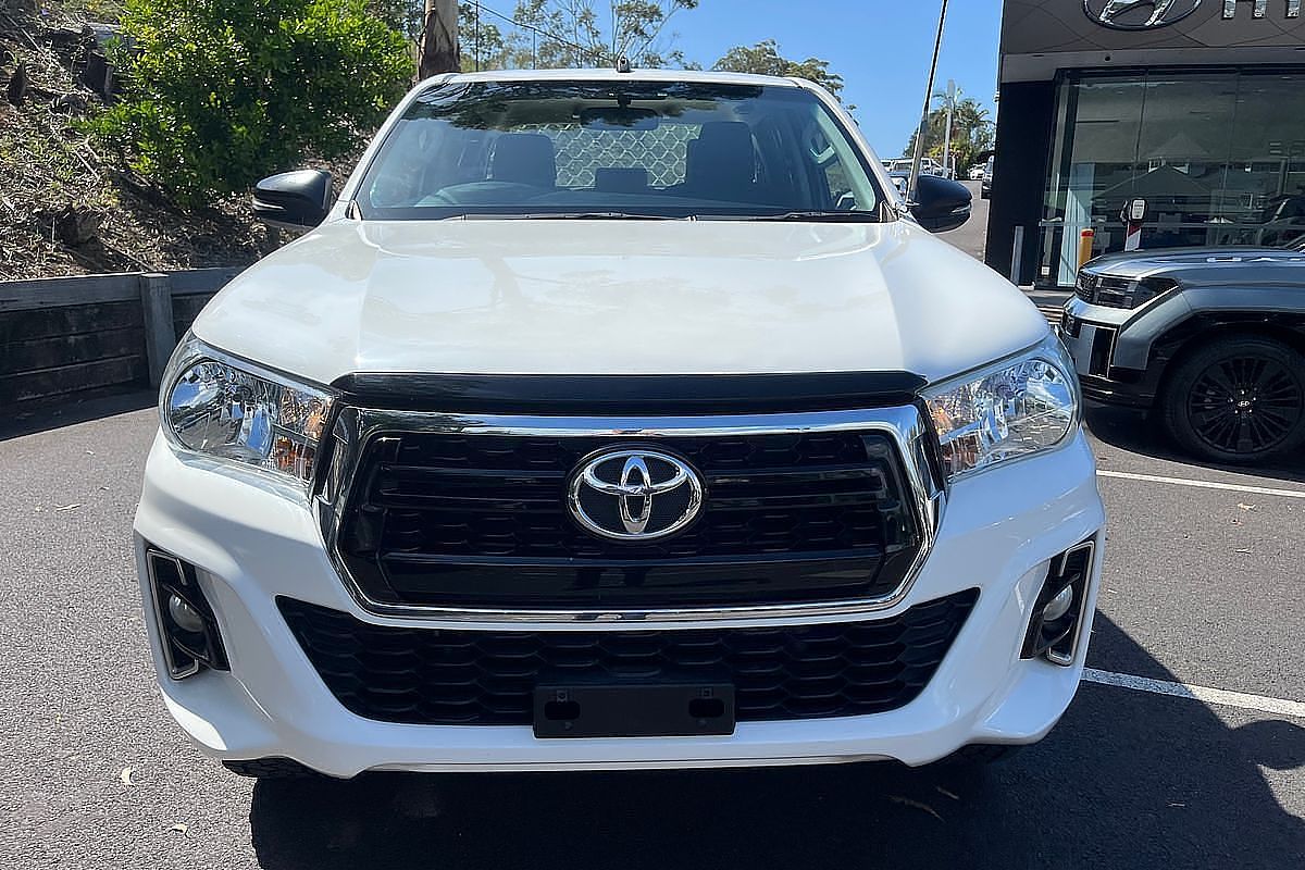 2018 Toyota Hilux SR GUN126R 4X4