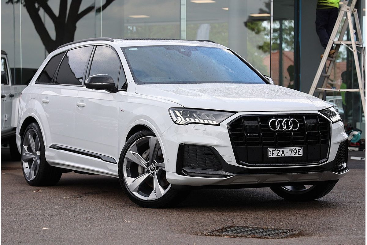 2023 Audi Q7 50 TDI S line 4M