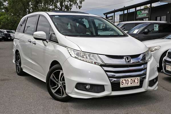 2015 Honda Odyssey VTi-L 5th Gen