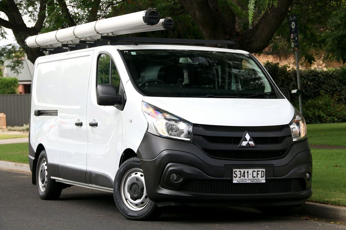 2020 Mitsubishi Express GLX SN LWB