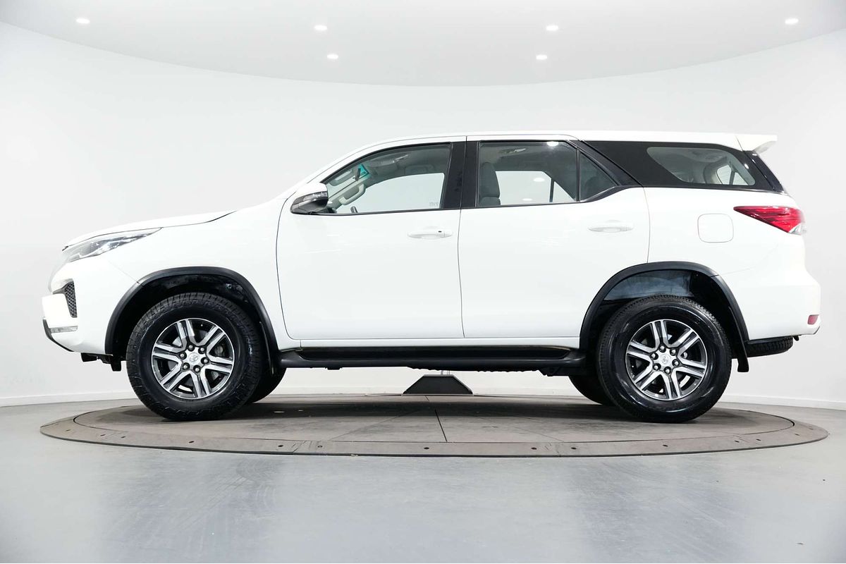 2023 Toyota Fortuner GX GUN156R