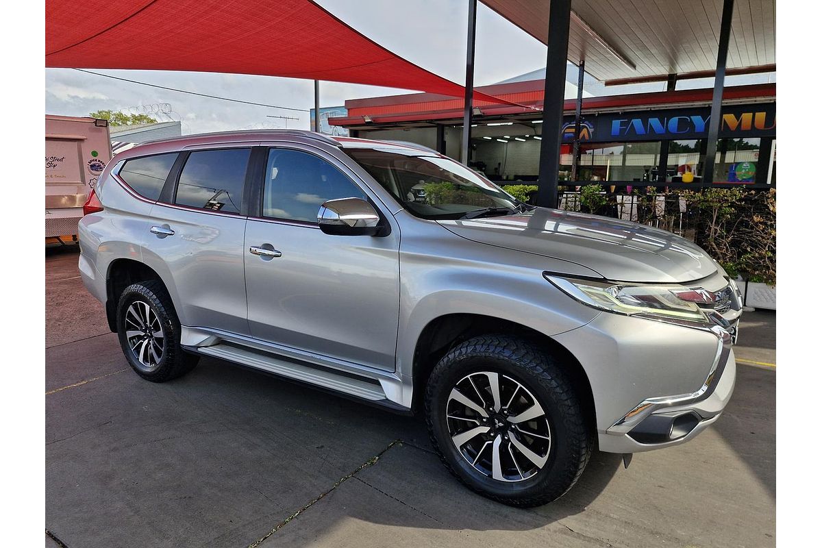2017 Mitsubishi Pajero Sport GLS QE