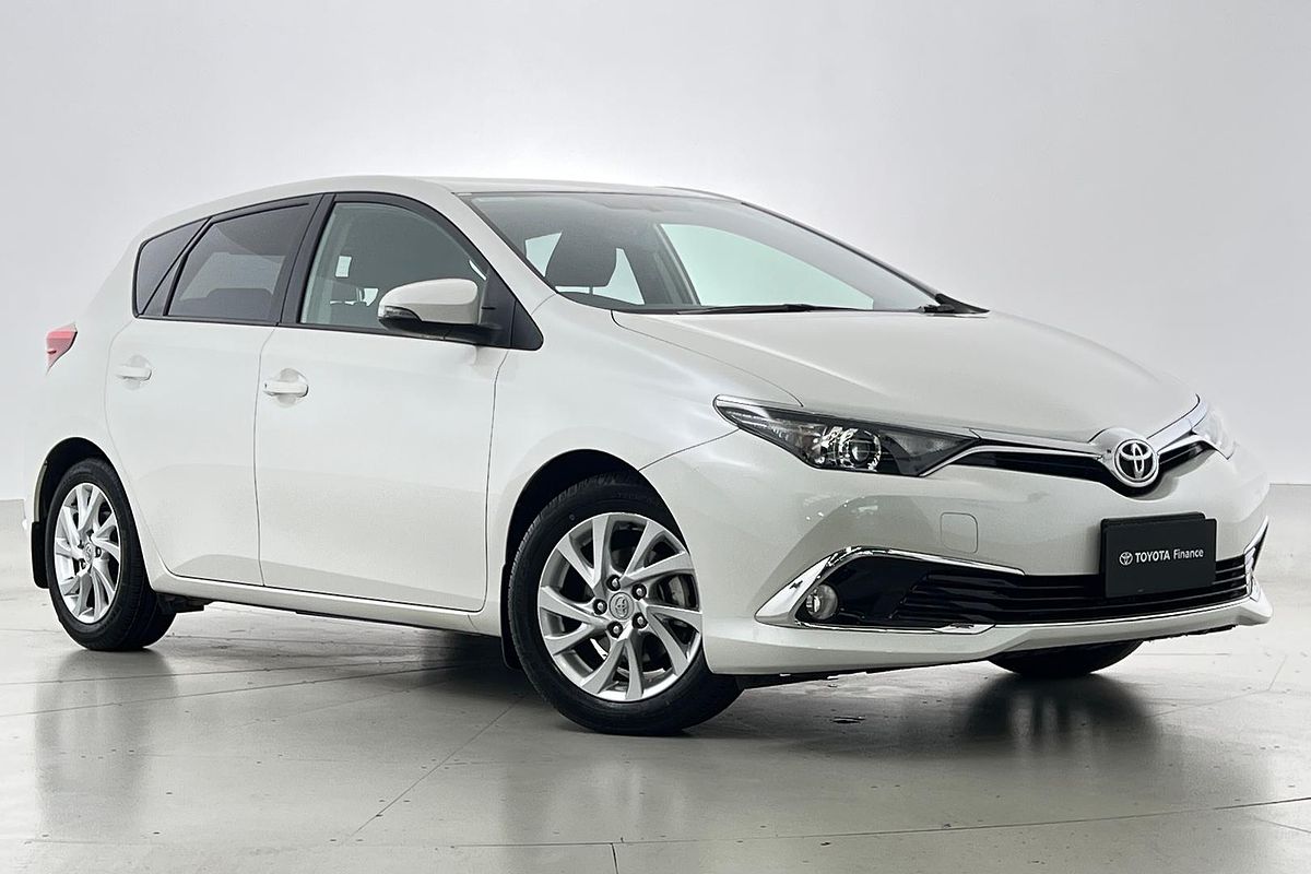 2017 Toyota Corolla Ascent Sport ZRE182R