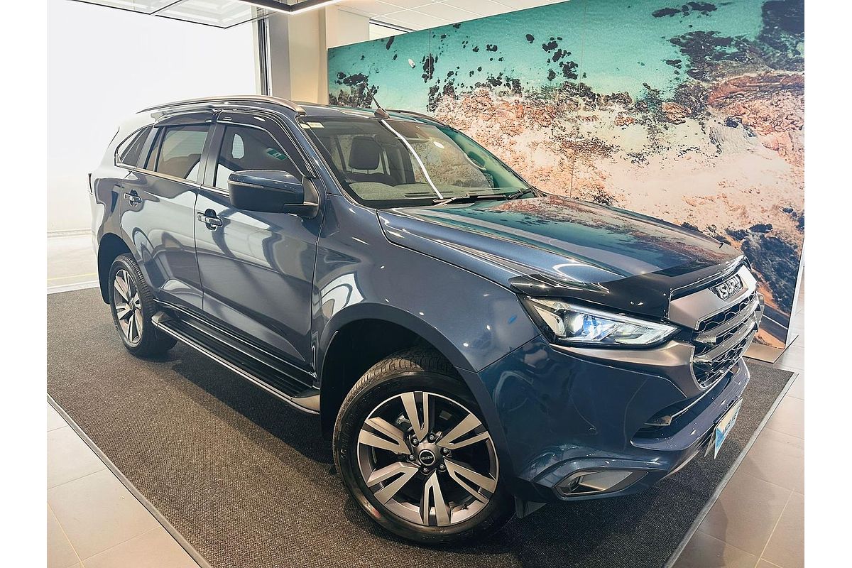 2024 Isuzu MU-X LS-T
