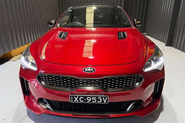 2017 Kia Stinger GT CK thumb-2