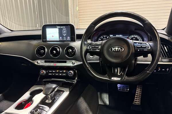 2017 Kia Stinger GT CK thumb-12