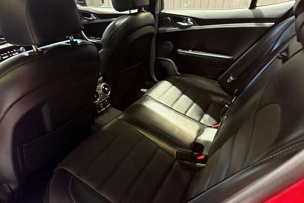 2017 Kia Stinger GT CK thumb-18