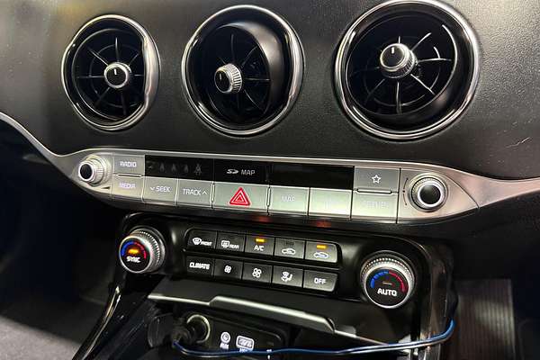 2017 Kia Stinger GT CK thumb-23