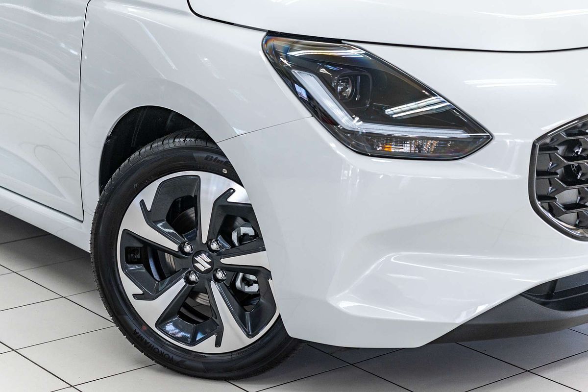 2025 Suzuki Swift Hybrid GLX UZ