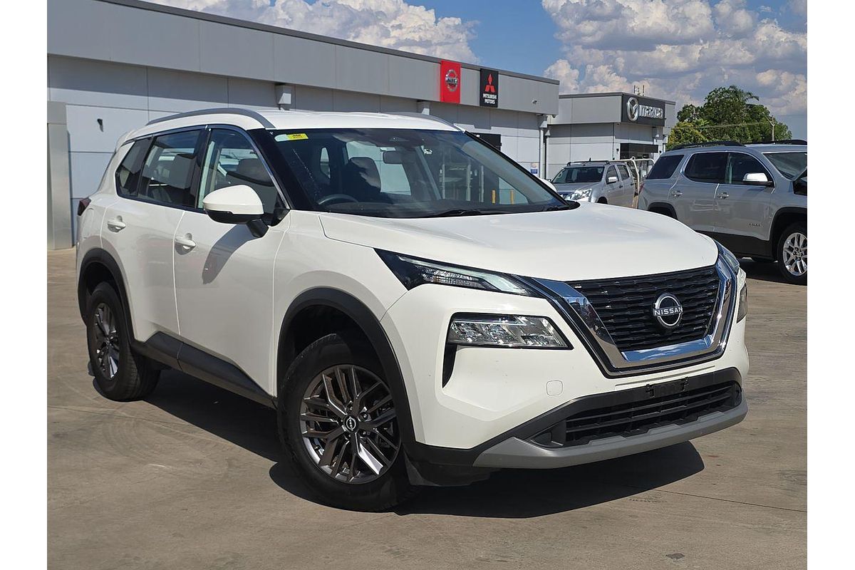 2023 Nissan X-TRAIL ST T33