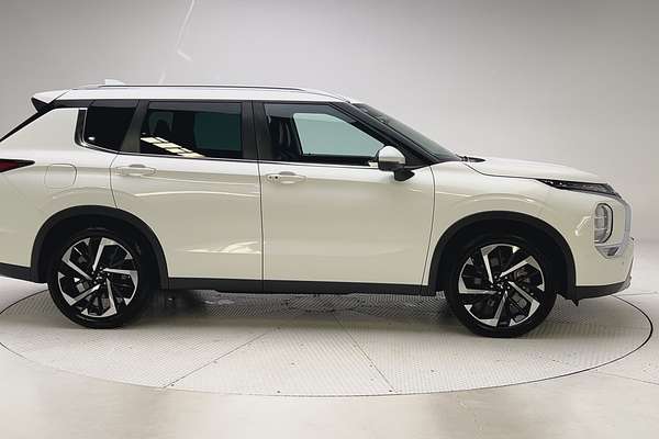 2022 Mitsubishi Outlander Aspire ZM thumb-8