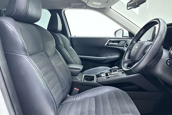 2022 Mitsubishi Outlander Aspire ZM thumb-12