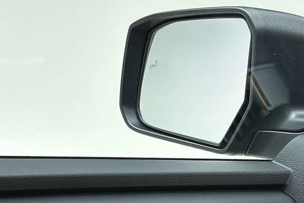 2024 Mitsubishi Triton GSR MV 4X4 thumb-17