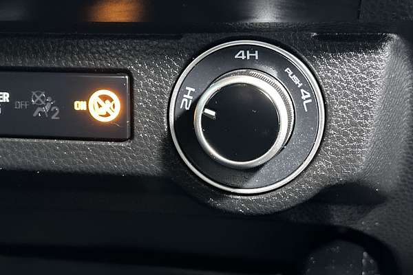 2023 Isuzu D-MAX X-TERRAIN 4X4 thumb-15